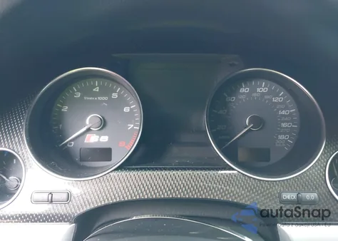 2009 Audi S8 5.2 from USA, damaged, VIN WAUPN94E09N001401